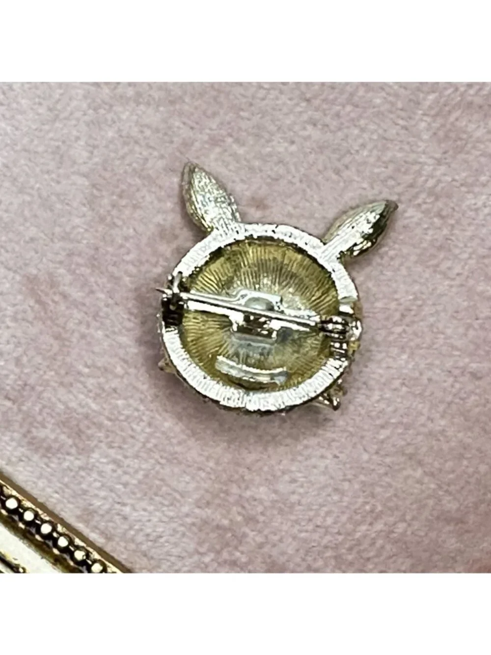 Vintage Aurora Borealis Crystal Rabbit Brooch Pin Red Rhinestone Eyes Gold-Tone